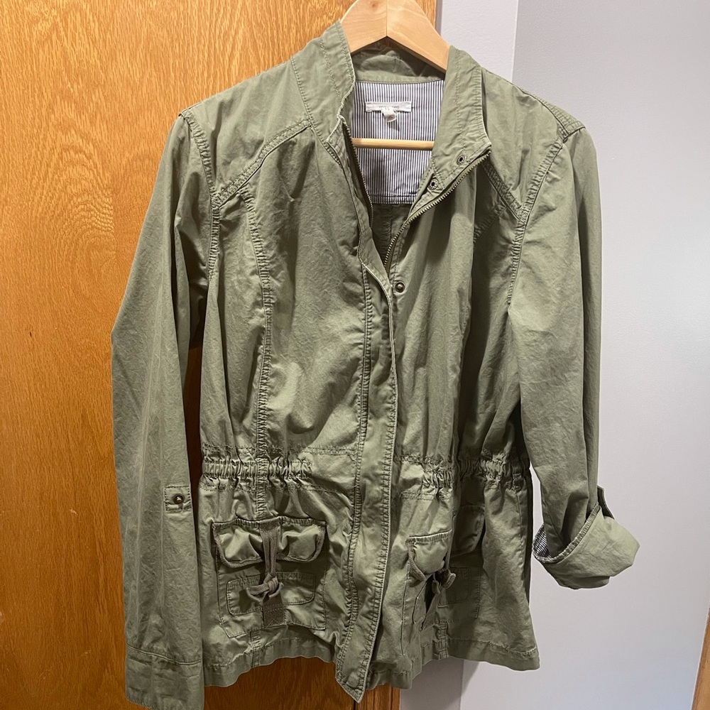 Women’s army green Maurices utility jacket Large